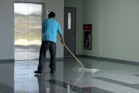 Industrial cleaning services for businesses 1